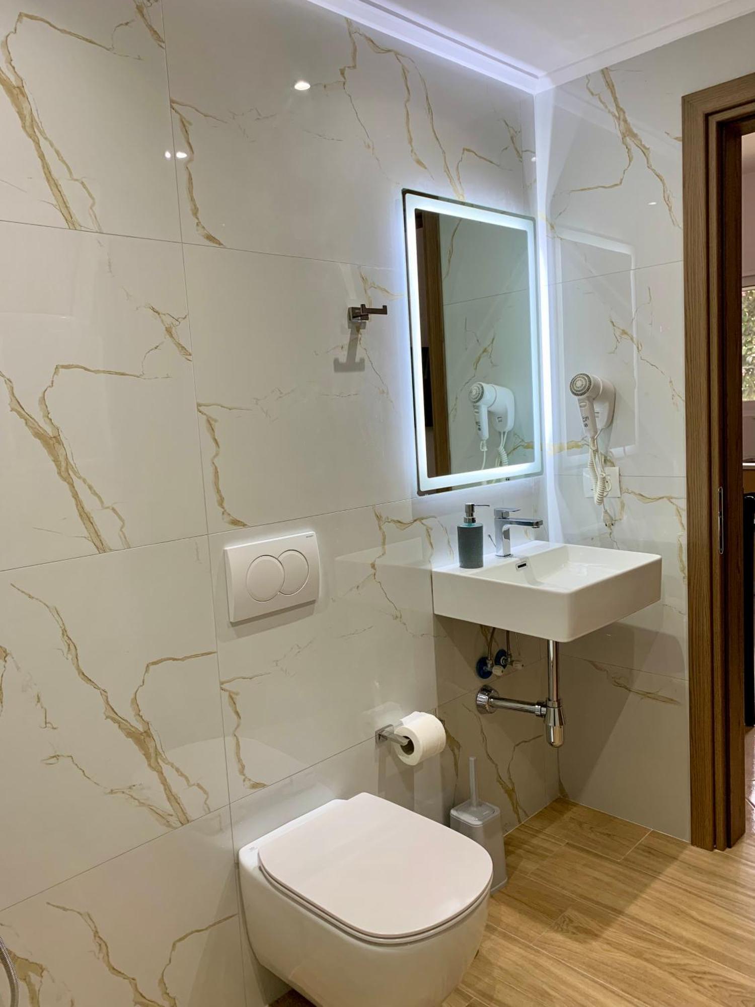 Maxus Apts ساراندا المظهر الخارجي الصورة